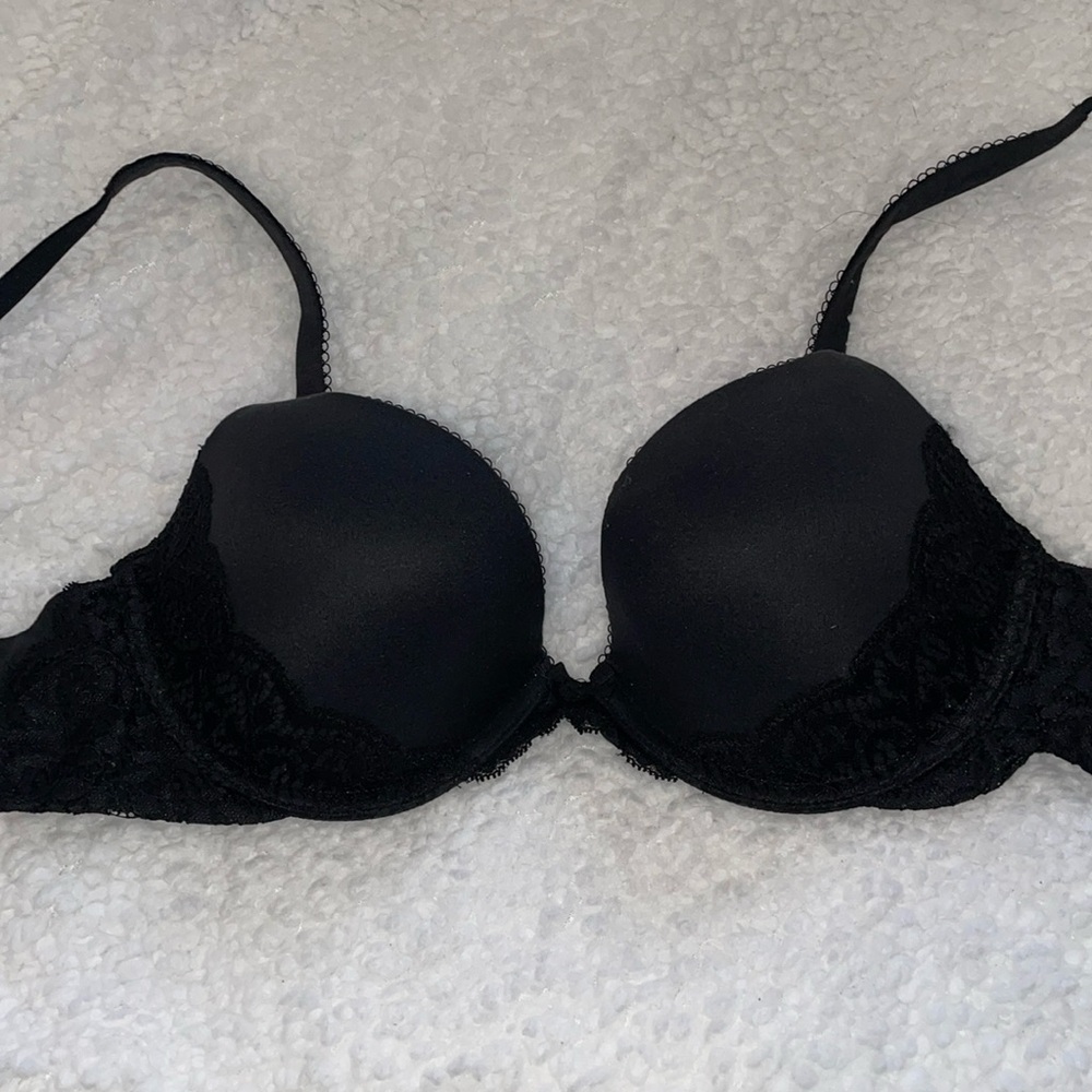 Victoria’s Secret Soft Black Bra 34C Push-up